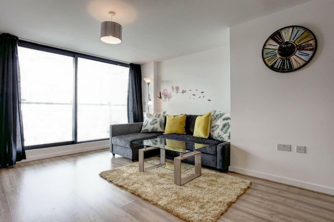 Newly Renovated Riverside Flat W/ Private Balcony Norwich Eksteriør billede