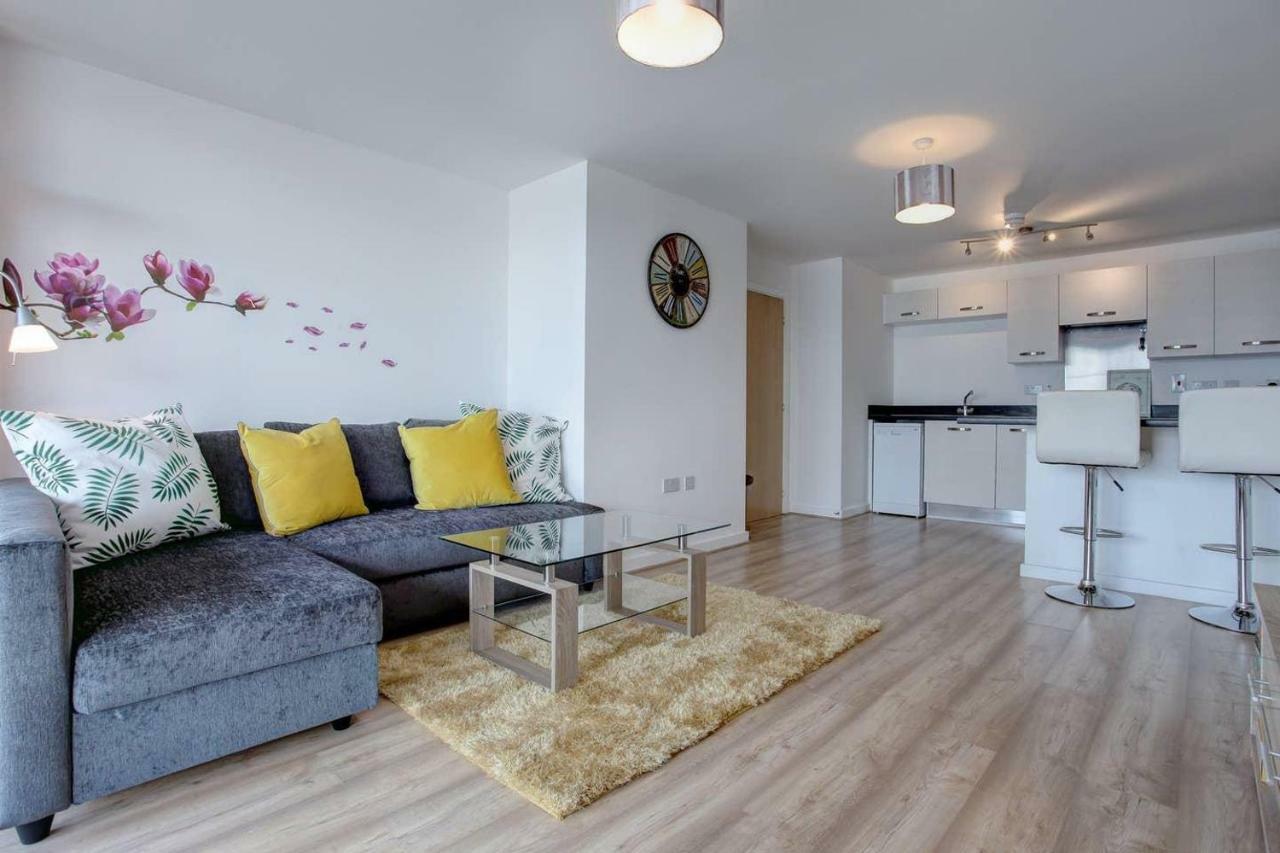 Newly Renovated Riverside Flat W/ Private Balcony Norwich Eksteriør billede
